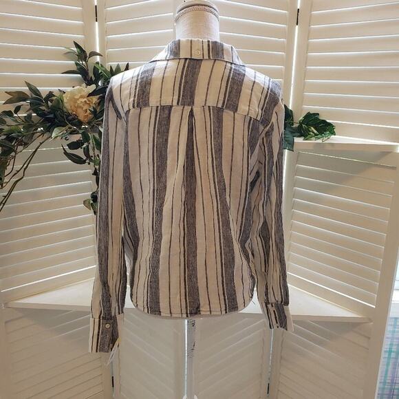 ANTHRO CLOTH & STONE GRAY STRIPE BUTTON DOWN MED - Picture 7 of 8